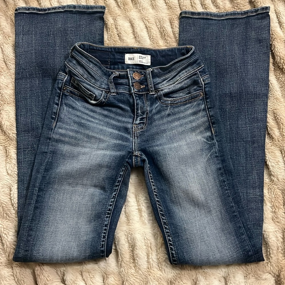 BKE brand Stella mid rise slim fit tailored boot cut jeans size 24x33.5